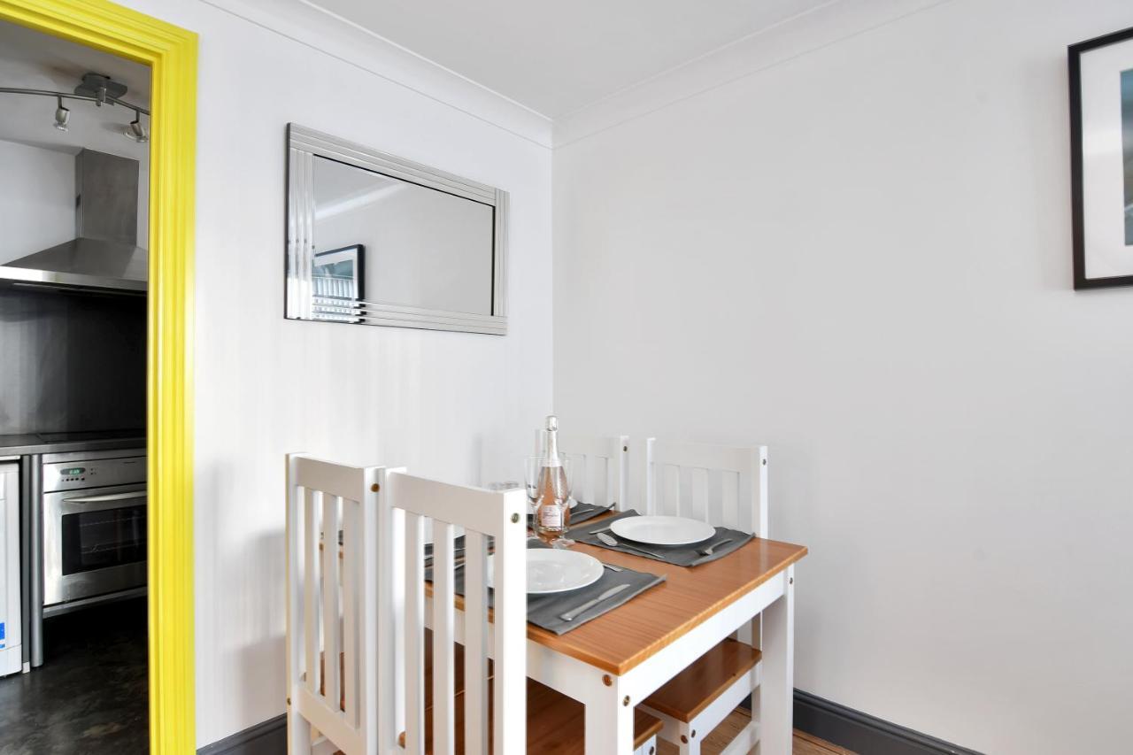 Xclusive Living Stay In City Centre, The Qube เบอร์มิงแฮม ภายนอก รูปภาพ